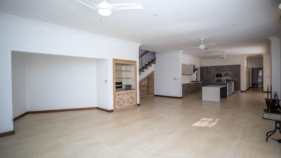 4 Bedroom Property for Sale in The Coves North West